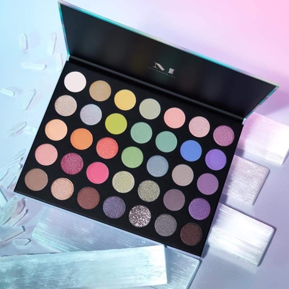 Morphe Other - Morphe 35I icy ❄️ palette NWT